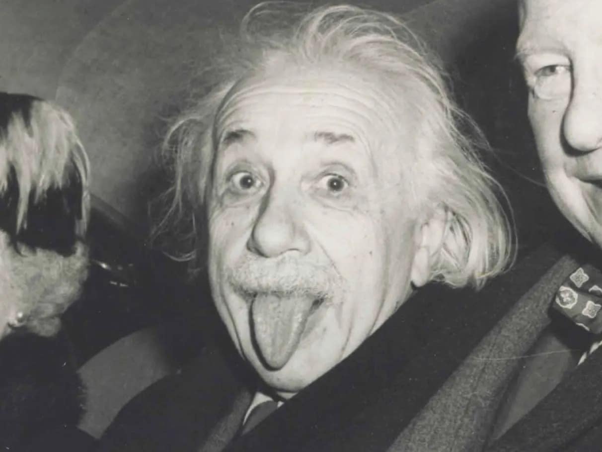 Diário de Einstein vaza e revela que ele chamou brasileiros de “macacos”