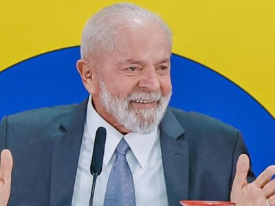 BOMBA: Lula comemora desastre da queda de aviões da Boeing; VEJA VÍDEO