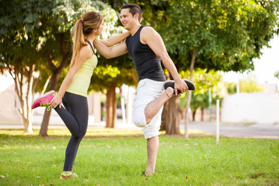 Conheça o exercício que ajuda a viver mais e reduz as dores no joelho