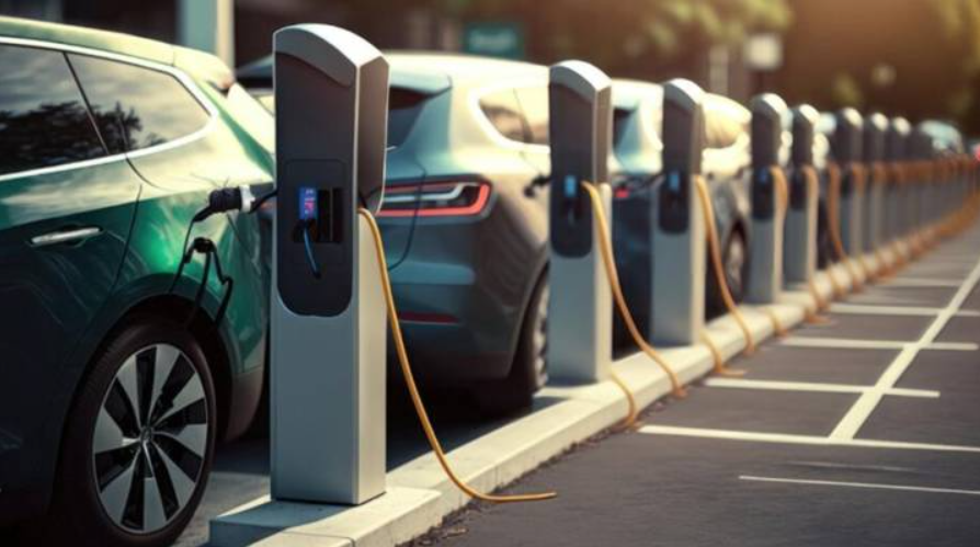 Carros elétricos desvalorizam mais do que o dobro em relação a carros à combustão; Veja números