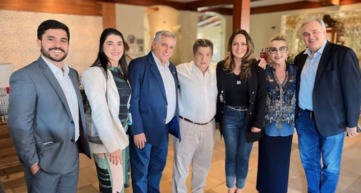 Senador Izalci Lucas visita a Unimar e conhece a estrutura do Centro de Oncologia do HBU