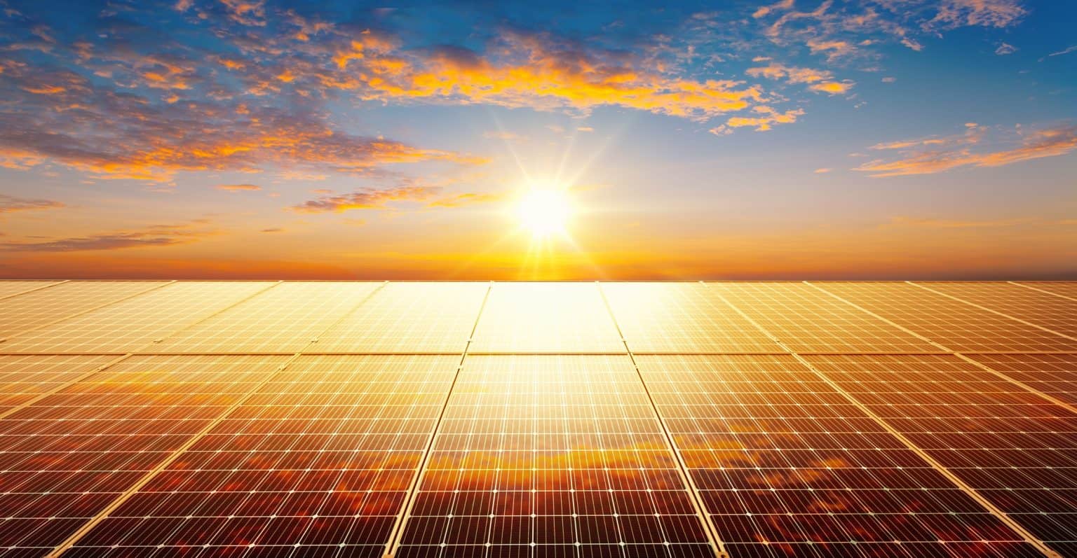 Cidade da Espanha transforma cemitérios em usinas solares