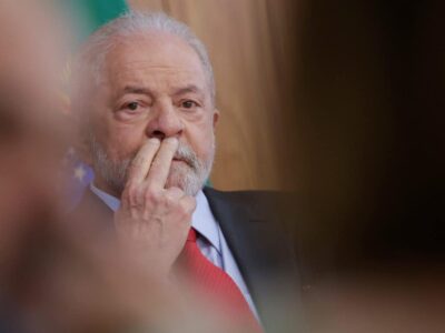 Vai para o inquérito das milícias digitais? ‘Exército do WhatsApp’ do Instituto Lula dissemina mensagens pró-governo e desinformação