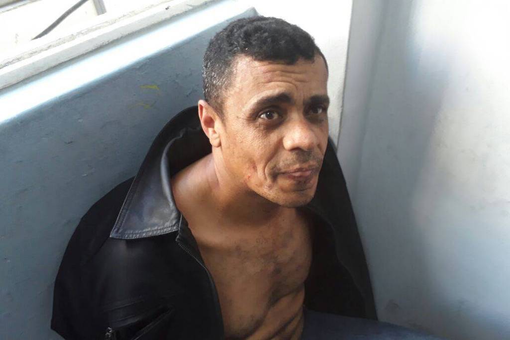 PF agora mira elo ente advogado de Adélio e facção