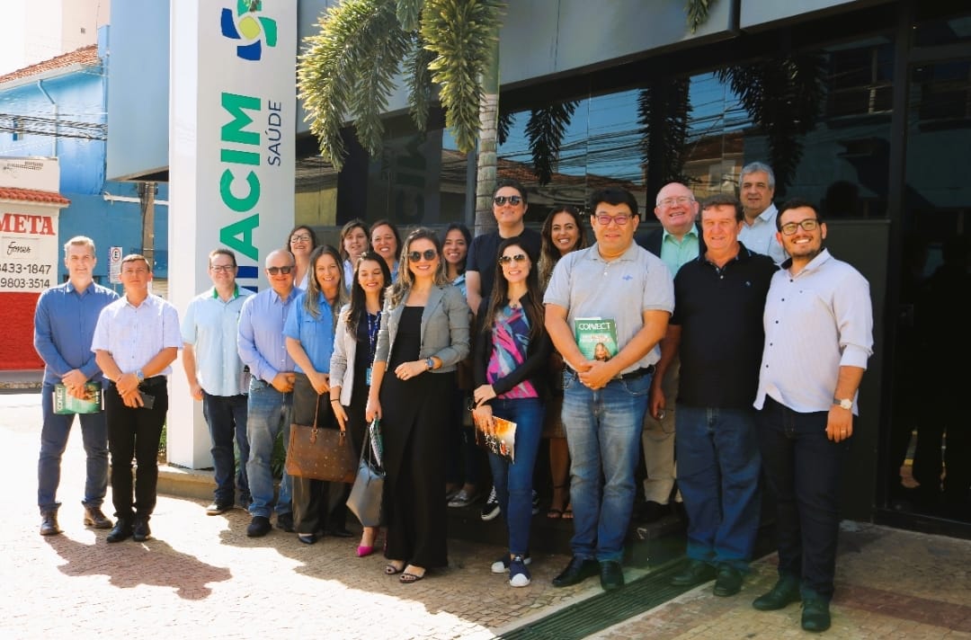 Intercâmbio: Associações comerciais visitam sede de Marília como modelo