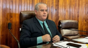 Eduardo Nascimento cobra transparência e soluções sobre impasse no contrato da Gota de Leite e Programa ESF