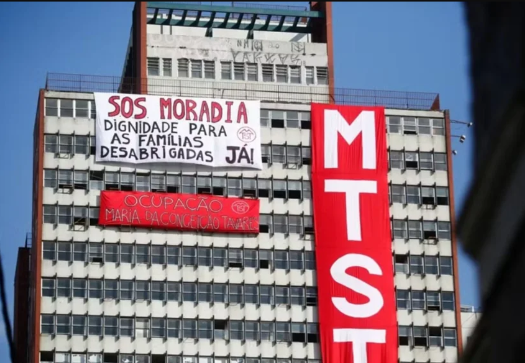 Em meio à tragédia, MTST tenta causar tumulto na crise enfrentada pelo RS