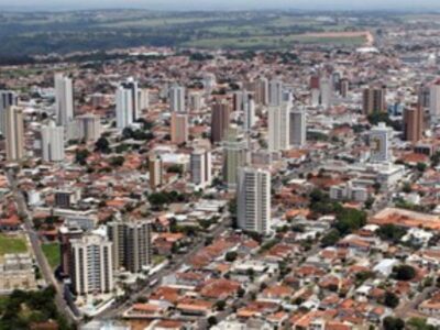 Vendas de imóveis usados caem e acumulado fica negativo em maio em Marília e região