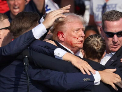 Rastro de bala atrás de Trump é flagrado por fotógrafo do New York Times em imagem impressionante; VEJA FOTO