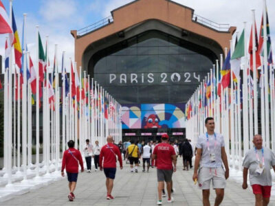 Atletas criticam comida da Vila Olímpica e Inglaterra decide contratar chef particular