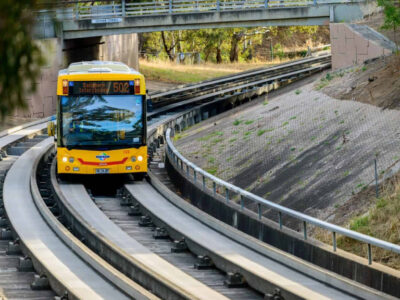 Meio ônibus, meio metrô: conheça transporte rápido e silencioso na Austrália