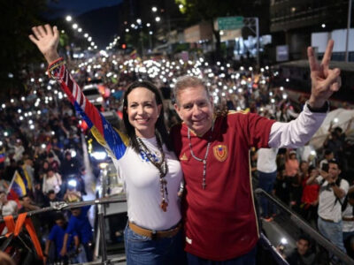 María Corina e Edmundo convocam “Protesto Mundial” contra fraude de Maduro