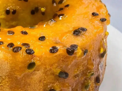 Bolo de maracujá surpreendente, uma novidade deliciosa para o café da tarde