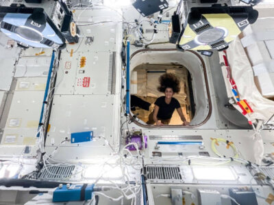 Isolados no espaço: astronautas enfrentam vida sem ‘chuveiro’ e bebem urina reciclada. Veja detalhes!