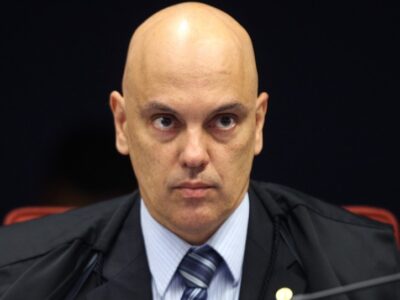 Alexandre de Moraes afirma que o X não tem legitimidade para contestar o bloqueio de perfis.