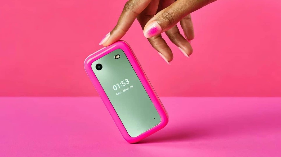 Celular da Barbie: dona da Nokia lança modelo. Conheça