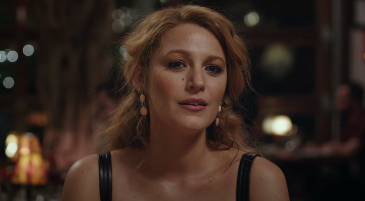“É Assim Que Acaba”, filme estrelado por Blake Lively e adaptado do romance best-seller de Colleen Hoover, já tem ingressos à venda