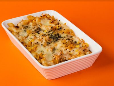 Trouxemos hoje uma deliciosa receita de Macarrão Gratinado com Molho Especial de Frango