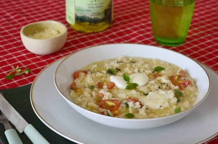 O charme e a delicadeza do maravilhoso risoto caprese