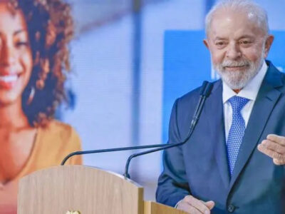 Lula diz que ‘ninguém faz turismo em lugar muito pobre, só político em eleição’