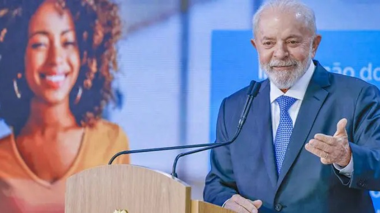 Lula diz que ‘ninguém faz turismo em lugar muito pobre, só político em eleição’