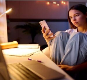 Infoxicação: o que é, causas e sintomas