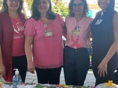 ‘Café com Amor’ passa mensagem do Outubro Rosa na Oncologia da Santa Casa de Marília