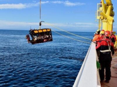 Surpresa entre cientistas: foram descobertas no fundo do Mar Ártico estruturas subaquáticas de gelo modernas e misteriosas!