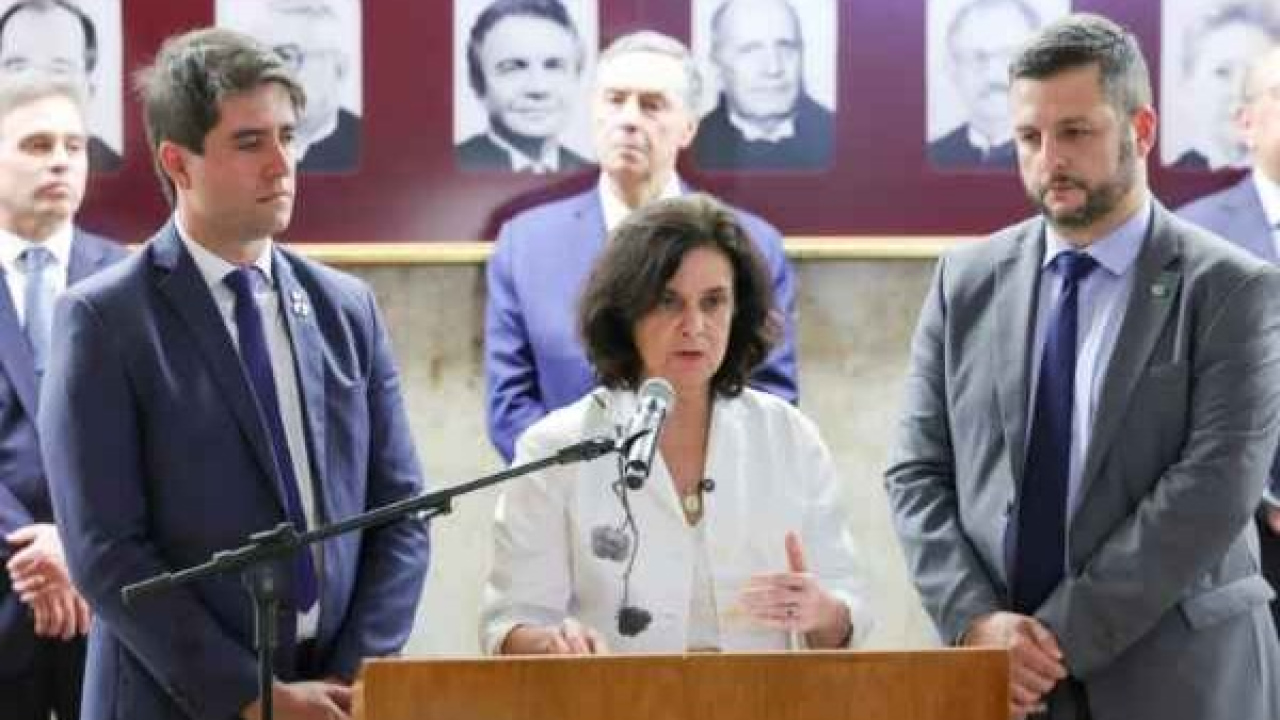 STF proíbe juízes de determinar concessão de medicamentos fora da lista do SUS
