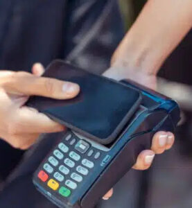 Atenção: Usuários de cartões com pagamento por aproximação estão correndo grande perigo