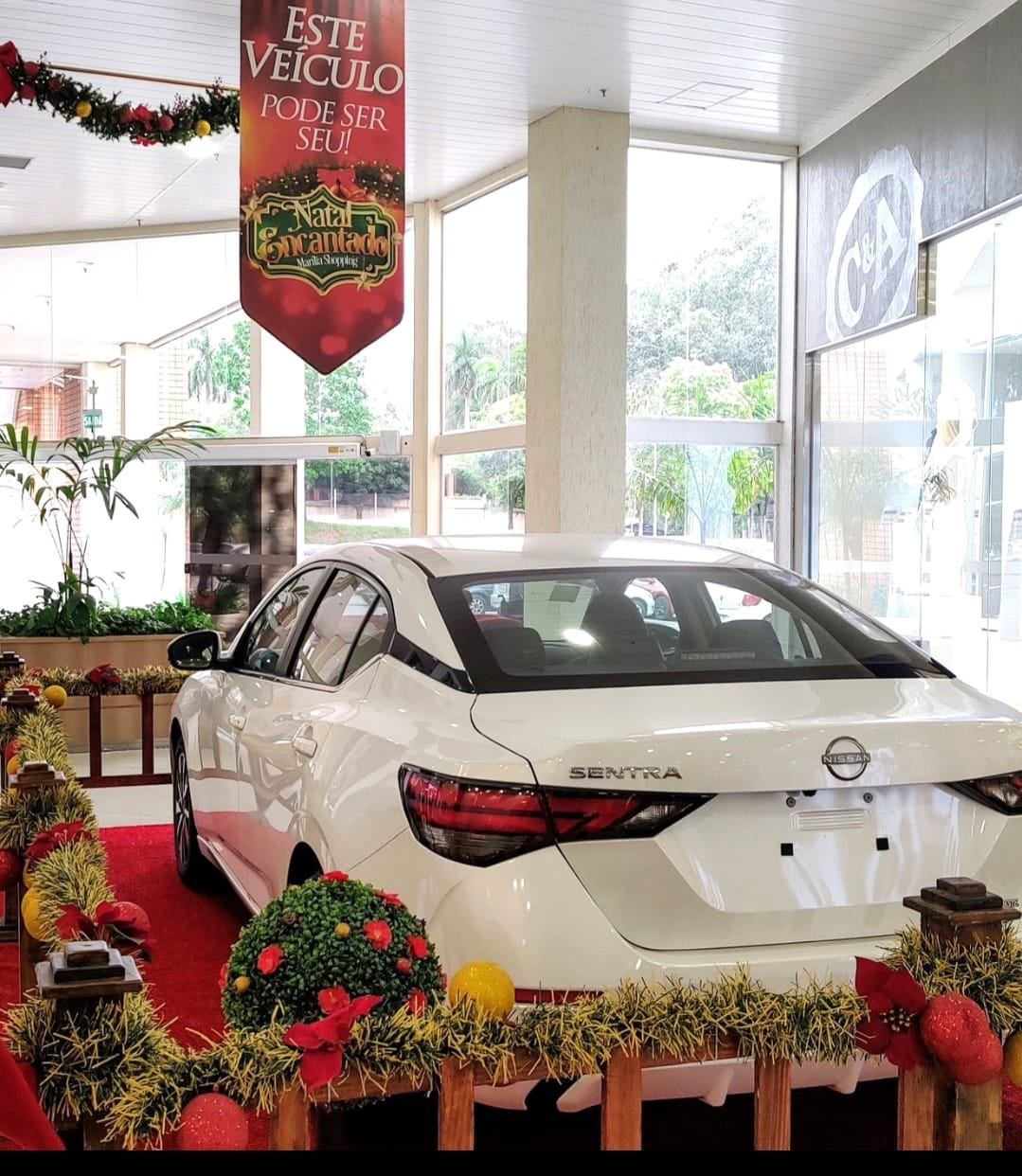 Marília Shopping celebra o Natal com o sorteio de um Nissan Sentra 0km e uma série de surpresas, como a nova e linda decoração temática