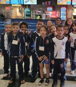 14ª edição do Projeto ‘Vamos Todos a Cinépolis’é realizado no Marília Shopping para uma experiência mágica às crianças menos favorecidas