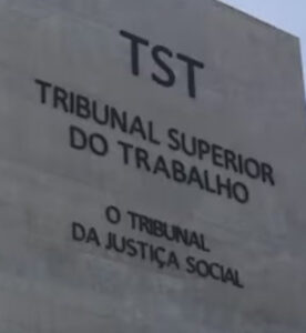 ‘Ativismo judicial’ atropela reforma trabalhista e gera custos bilionários a empresas, aponta estudo