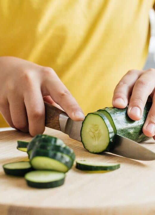 Nunca mais jogue fora a casca do pepino: você não vai acreditar!