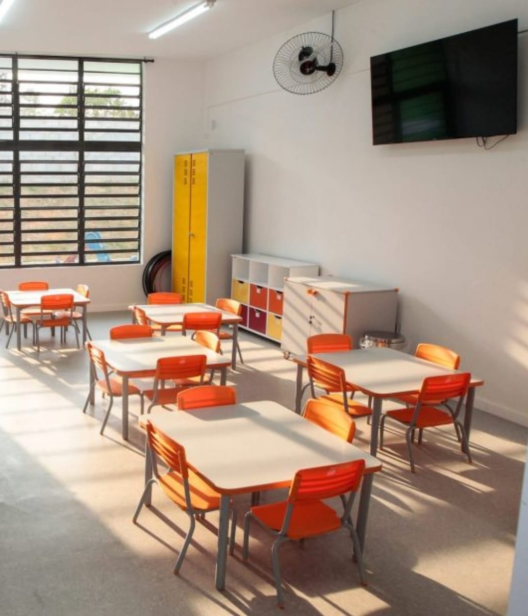 Educação de SP entrega média de três obras em escolas por dia, beneficiando mais de 1 milhão de alunos. Dois anos superam os quatro anteriores