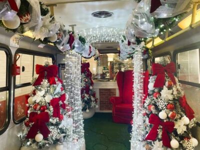 Natal dos Sonhos: Associação Comercial de Marília prepara a Casa do Papai Noel itinerante. “O Ônibus do Noel” para a alegria das crianças e adultos