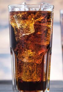 Refrigerante pode causar mais danos do que você imagina