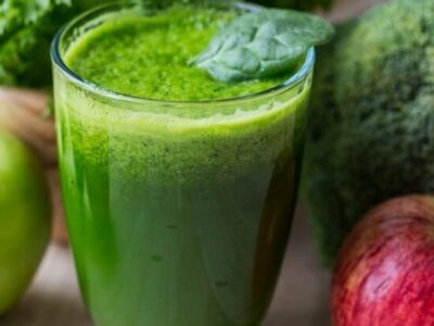 Trouxemos 3 opções de suco verde para o começo do ano. Veja receitas. Refrescantes, nutritivos e saudáveis