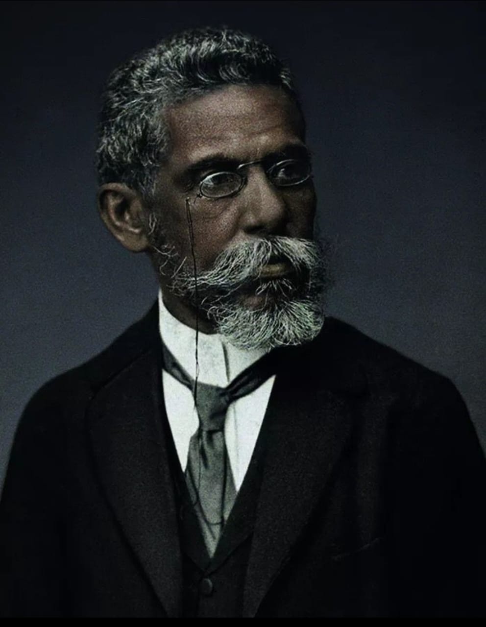 Este mês, o Clube de Leitura Conta Logo de Marília retoma os encontros com conto clássico de Machado de Assis. Fomento à leitura e gratuito. Veja!