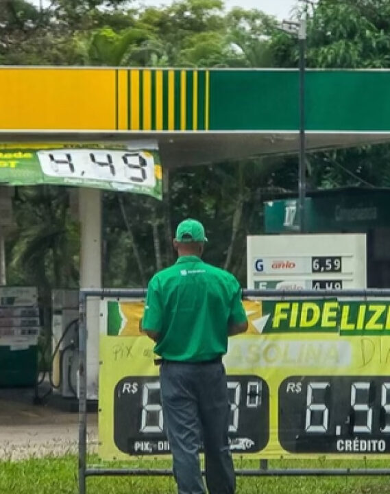 Após aumento surpresa, preço da gasolina subirá de novo em fevereiro