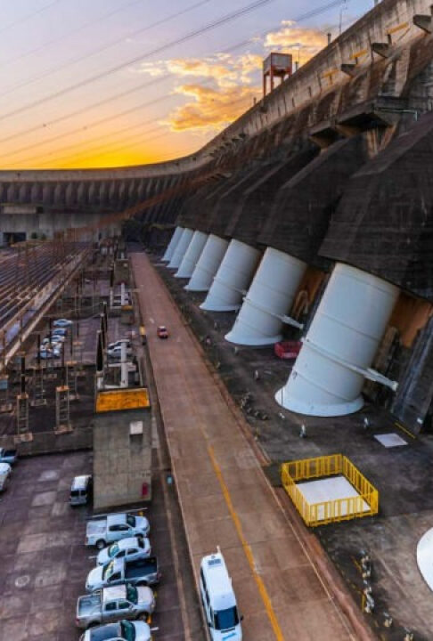 BOMBA: Governo estuda quitar rombo milionário de Itaipu com conta de energia mais cara ao brasileiro