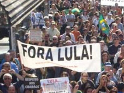 Governo Lula está preocupado que a implementação do monitoramento do Pix leve a manifestações populares e a protestos em todo o país