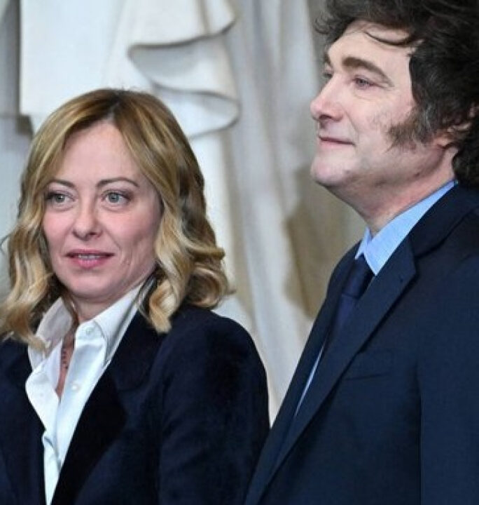 Milei declara que a Argentina pode abandonar o Mercosul para negociar um acordo com os EUA