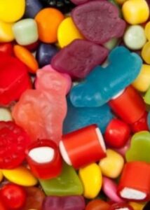 Os efeitos devastadores dos corantes artificiais para o cérebro das crianças. De hiperatividade a vários problemas de aprendizagem, irritação…