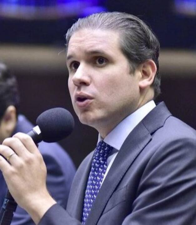 URGENTE: Grampo da PF pega delator falando sobre repasses de dinheiro a Hugo Motta, o novo presidente da Câmara dos Deputados; ESCUTE ÁUDIO