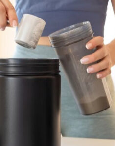 Médicas esclarecem 10 mitos e verdades a respeito dos suplementos para emagrecer