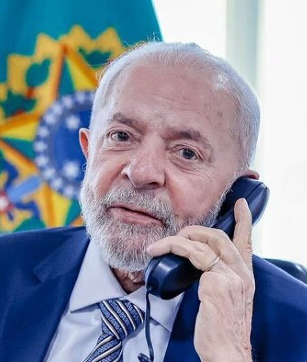 Crise não chegou para Lula que gastará quase 2 milhões com cortinas