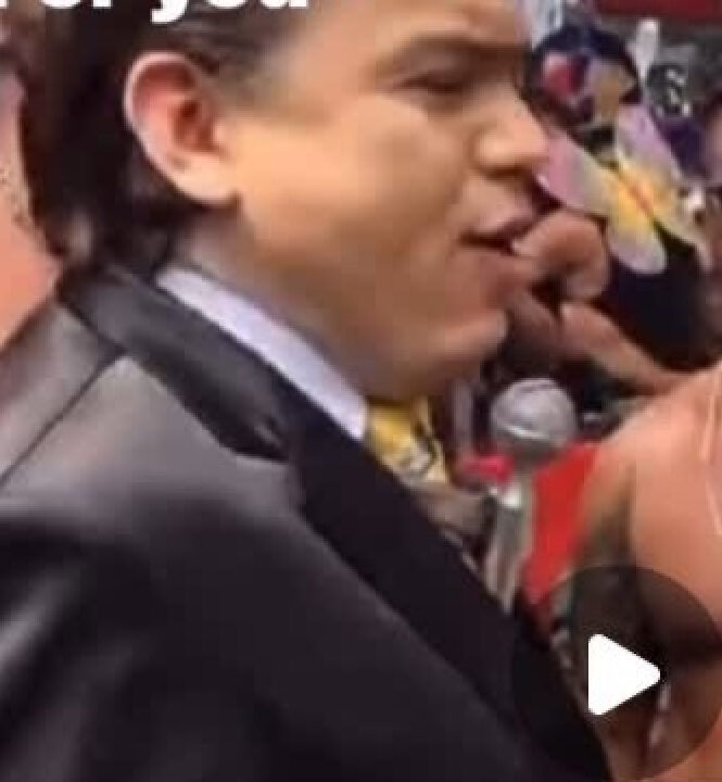 Silvio Santos cover tenta encontrar um hétero no carnaval : impossivel