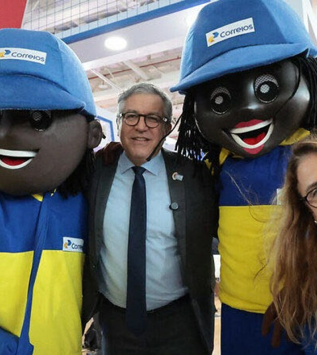 Qual foi o custo dos Correios para o encontro de Lula com prefeitos?