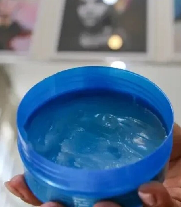Anvisa proíbe a venda de 47 pomadas para cabelo; veja lista